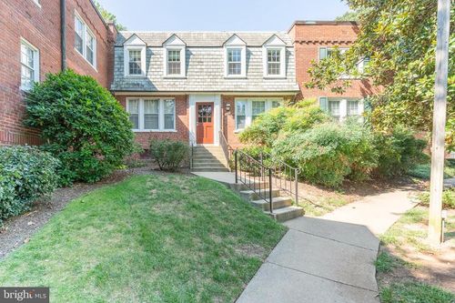 6-333-1756 N Rhodes St, ARLINGTON, VA, 22201-3109 | Card Image