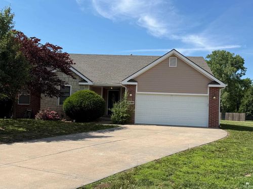 3893 Golden Eagle Dr, Manhattan, KS, 66502-1485 | Card Image