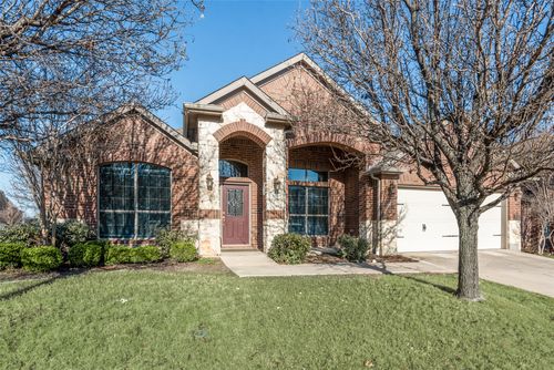 450 Bristol St, Roanoke, TX, 76262-6415 | Card Image