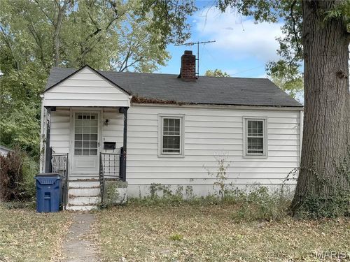 462 S Dade Ave, Ferguson, MO, 63135-2527 | Card Image