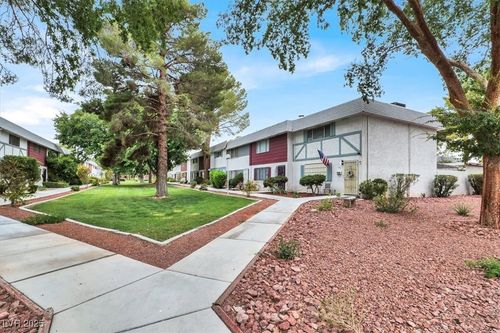 421 Greenbriar Townhouse Way, Las Vegas, NV, 89121-2451 | Card Image