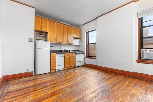 apt-5e-94 Hamilton Pl, New York, NY, 10031-6859 | Card Image