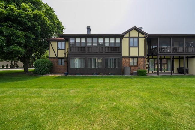 D1 - 201 Carol Ct, Condo with 2 bedrooms, 2 bathrooms and 1 parking in Pontiac IL | Image 24