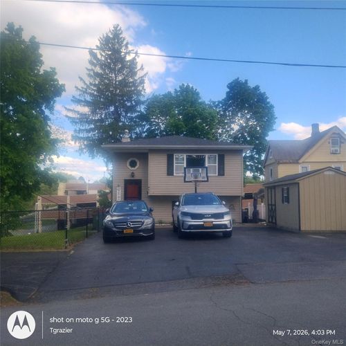 1b-38 Richmond Pl, Middletown, NY, 10940-6353 | Card Image