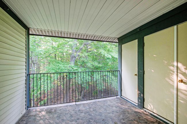 12 - 18372 N Ridge Ct, Condo with 2 bedrooms, 1 bathrooms and null parking in Spring Lake MI | Image 21