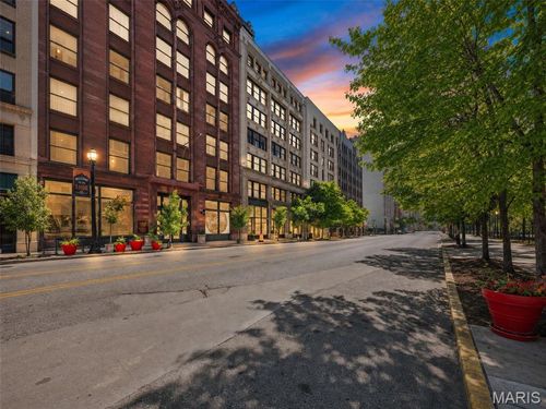 407-1015 Washington Ave, Saint Louis, MO, 63101-1217 | Card Image