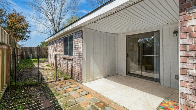 31311 N Head Dr, House other with 3 bedrooms, 2 bathrooms and 2 parking in Spring TX | Image 24
