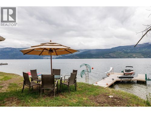 17824 Juniper Cove Rd, Lake Country, BC, V4V1B8 | Card Image
