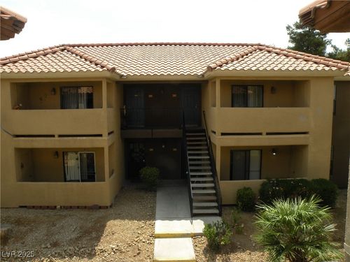 260-3135 S Mojave Rd, Las Vegas, NV, 89121-8301 | Card Image