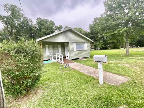 655 N 2nd St, Silsbee, TX, 77656-4115 | Card Image
