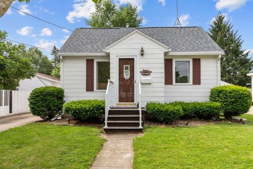 909 W Hawes Avenue, APPLETON, WI, 54914 | Card Image