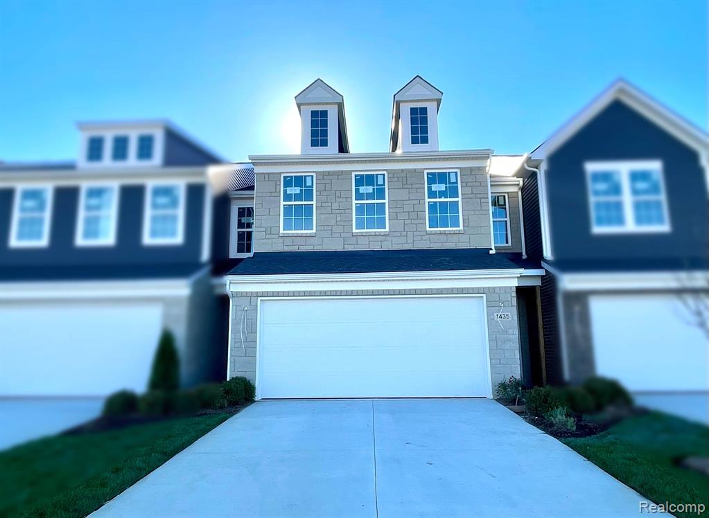 Arcadia Dr, Milford, MI 48381 #1