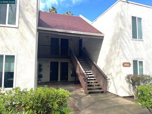apt-g-2600 Laguna Cir, Concord, CA, 94520-2990 | Card Image