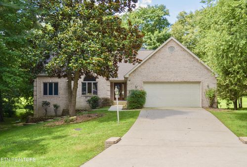 17 Kenwood Ct, Crossville, TN, 38558-2888 | Card Image