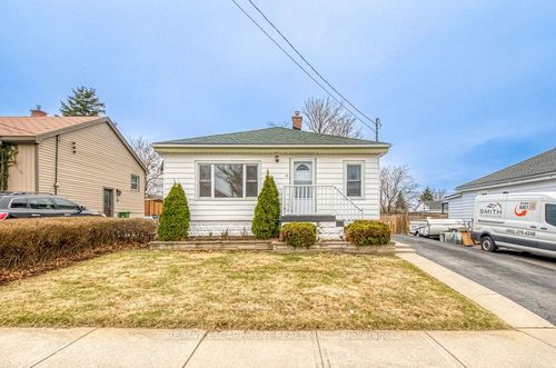 22 David Ave, Hamilton, ON, L9A3V1 | Card Image