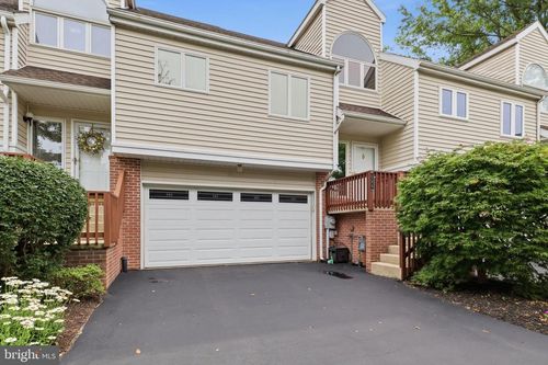 186 Greenleaf Rd, YORK, PA, 17406-3267 | Card Image