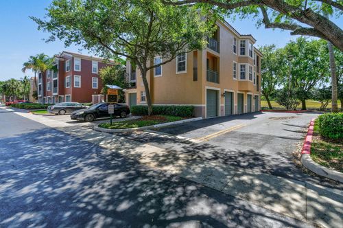 apt-208-11730 Saint Andrews Pl, Wellington, FL, 33414-7076 | Card Image