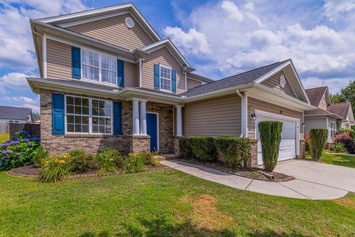 811 S Edisto River Dr, Roebuck, SC, 29376-3370 | Card Image