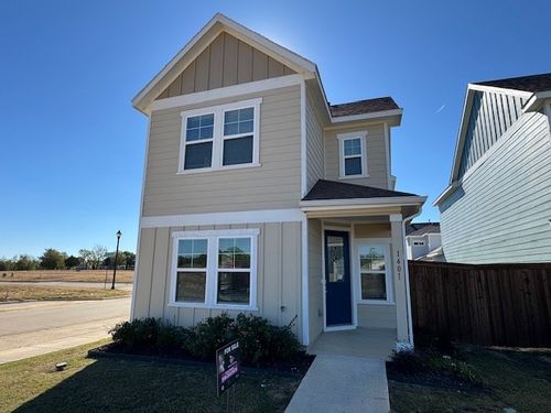 1401 Avocado Ln, Gainesville, TX, 76240-2544 | Card Image