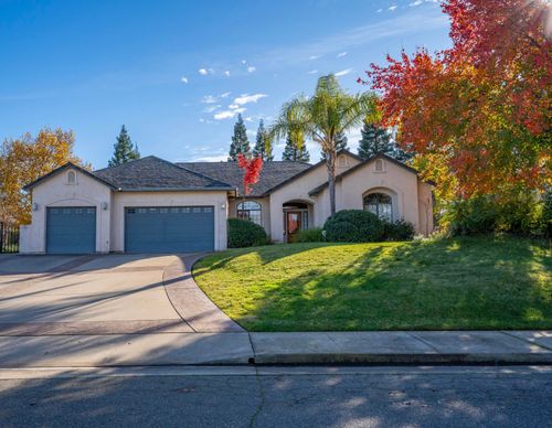 2147 Edinburgh Way, Redding, CA, 96003-9007 | Card Image