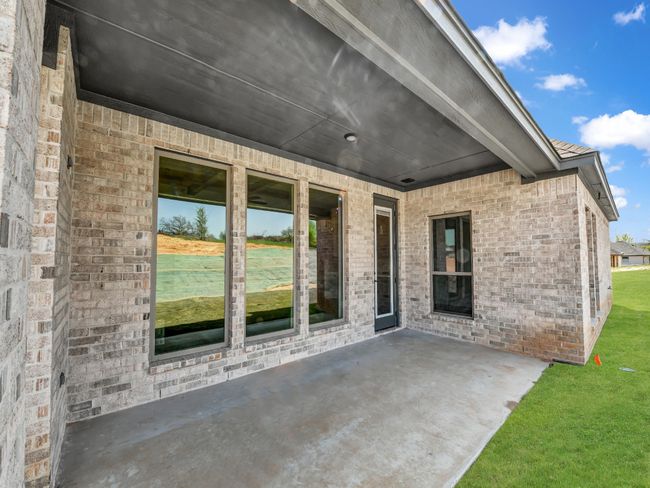 10016 Valley Oak Ct, House other with 5 bedrooms, 2 bathrooms and null parking in Springtown TX | Image 26