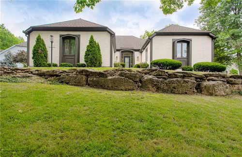 12600 Mohawk Ln, Leawood, KS, 66209-1448 | Card Image