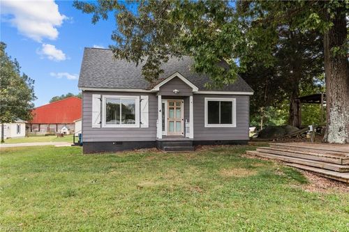 11675 Nc Highway 801, Mount Ulla, NC, 28125-8644 | Card Image