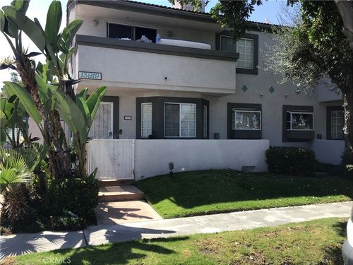 apt-22-13919 Arthur Ave, Paramount, CA, 90723-6022 | Card Image