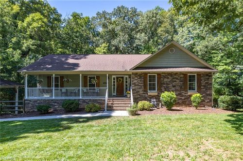 4862 Fleetwood Cir, Winston-Salem, NC, 27106-4253 | Card Image