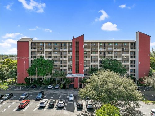 801-2206 S Cypress Bend Dr, Pompano Beach, FL, 33069-4438 | Card Image