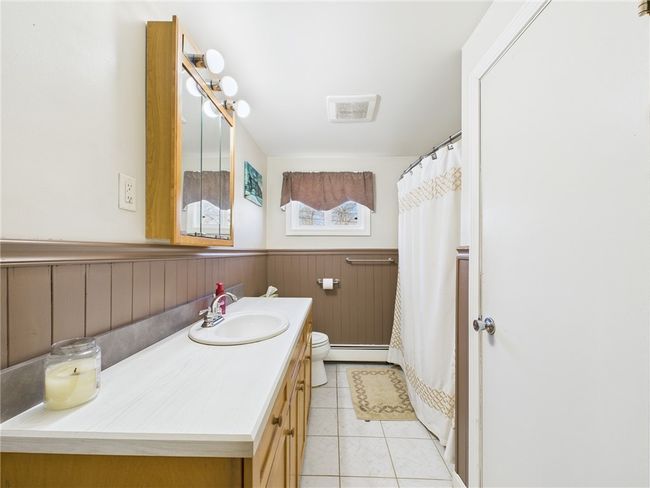 1st floor bath | Image 11