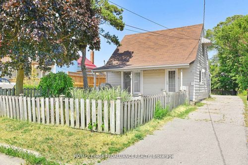 61 Delaney St, Trenton, ON, K8V4L7 | Card Image