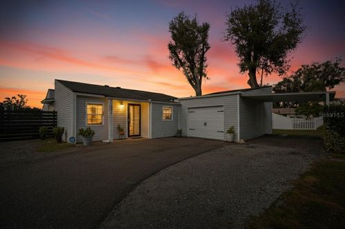 1009 Lenna Ave, Seffner, FL, 33584-5135 | Card Image