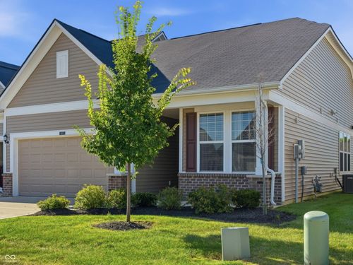 907 Tuxedo Dr, Westfield, IN, 46074-7680 | Card Image
