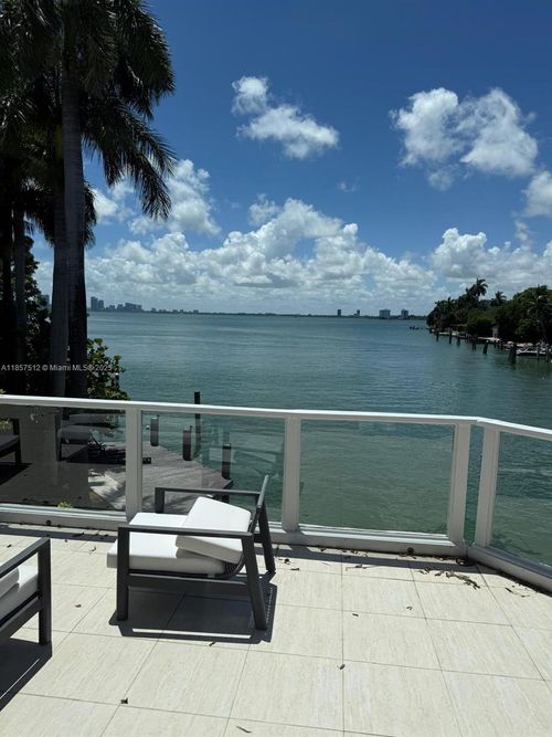 6500 N Bay Rd, Miami Beach, FL, 33141-4517 | Card Image