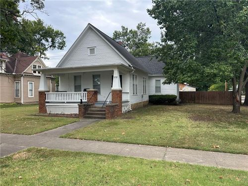 1202 S Main St, Fort Scott, KS, 66701-2627 | Card Image