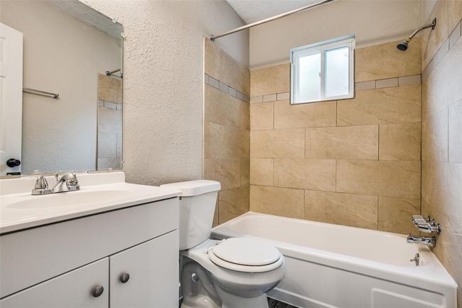 APT-16 - 4820 Oak Ave, Home with 2 bedrooms, 1 bathrooms and null parking in Pasadena TX | Image 8