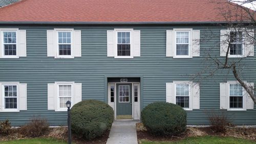 46 Twin Oaks Ter, South Burlington, VT, 05403-7125 | Card Image