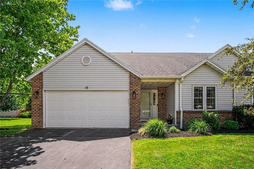 16 Daisy Ln, North Chili, NY, 14514-1404 | Card Image