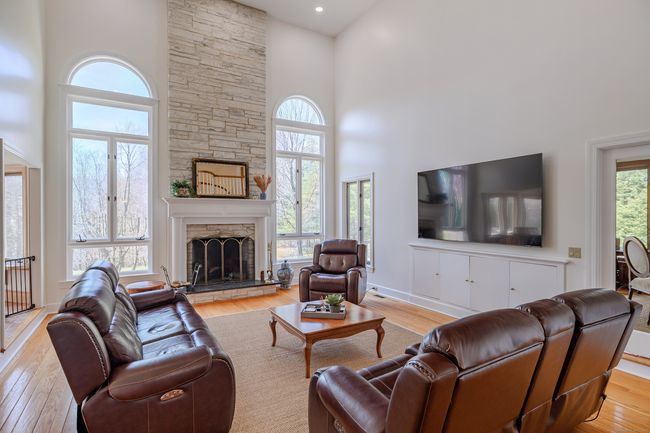 10 Edna Ct, House other with 4 bedrooms, 5 bathrooms and 10 parking in Brookfield CT | Image 10