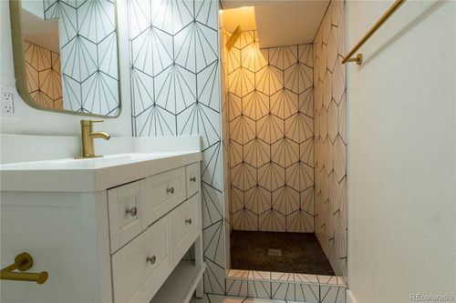 b-6446 Monaco St, Commerce City, CO, 80022-2823 | Card Image