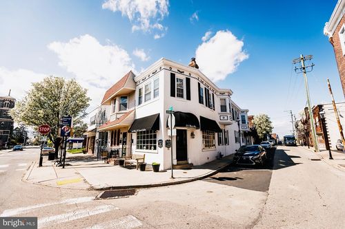 711 West Ave, JENKINTOWN, PA, 19046-2709 | Card Image