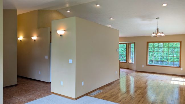 Kitchen - Living​​‌​​​​‌​​‌‌​‌‌​​​‌‌​​‌‌​‌​​​​​‌ Room | Image 29