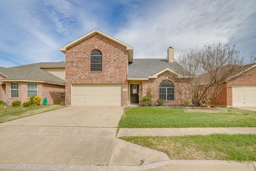 12229 Shadow Wood Trl, Burleson, TX, 76028-7570 | Card Image