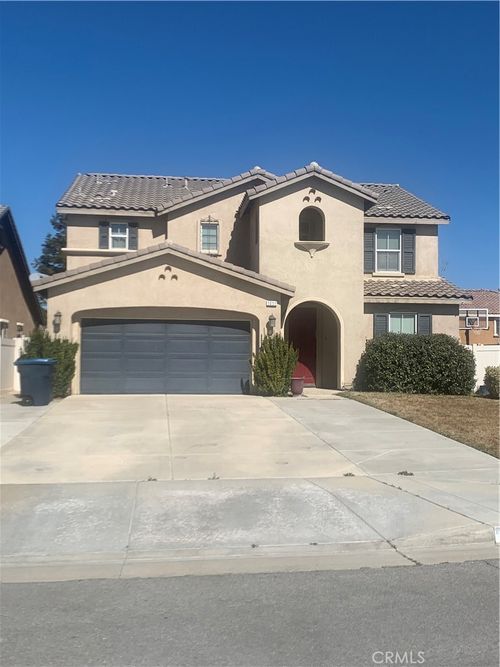 1011 Thoma Ln, Tehachapi, CA, 93561-9493 | Card Image