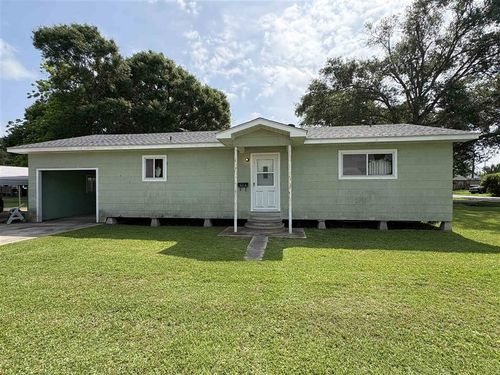 402 Schriever St, Jennings, LA, 70546-5160 | Card Image