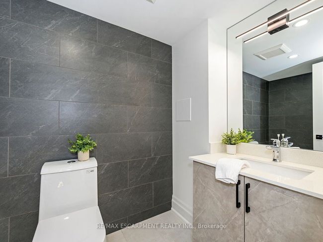 103 - 173 William Duncan Rd, Condo with 2 bedrooms, 2 bathrooms and null parking in North York ON | Image 28