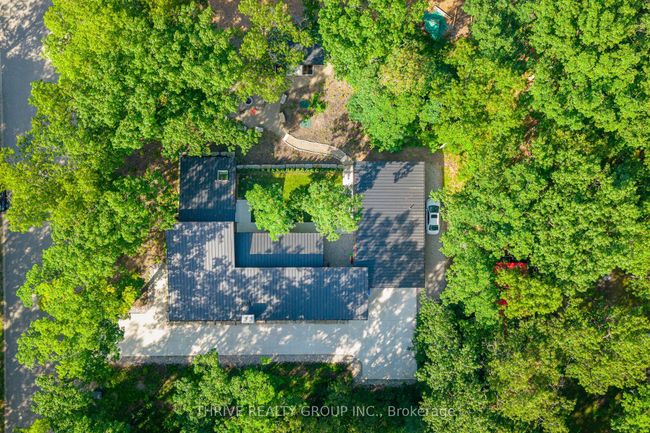 10107 Pinery Bluffs Rd, House other with 4 bedrooms, 4 bathrooms and 10 parking in Grand Bend ON | Image 8