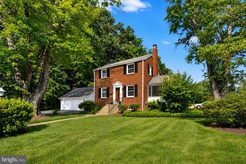 7208 Early St, ANNANDALE, VA, 22003-1705 | Card Image