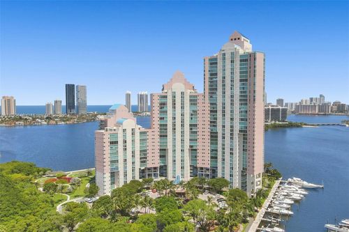 1208-3370 Ne 190th St, Aventura, FL, 33180-2408 | Card Image